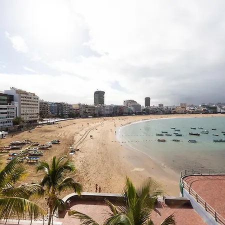 Maresia Ocean Front Apartment *